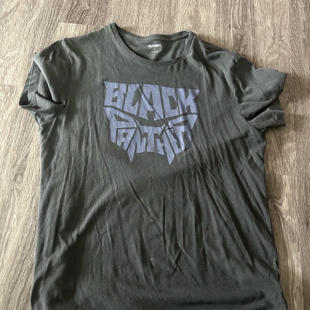 Old Navy Charcoal Crewneck Tee